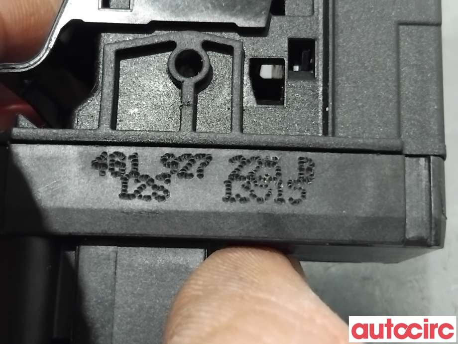 Bryter elektrisk håndbrekk/parkbrems til Audi A6, Allroad 2015-2019 (Type III, Fase 2) (C7) (C7) (AUDI|4G1927225B|)