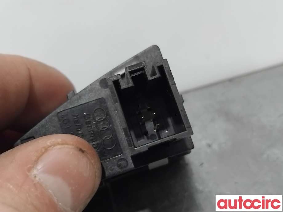 Bryter diverse til Audi A6, Allroad 2015-2019 (Type III, Fase 2) (C7) (C7) (AUDI|4G1927227|)