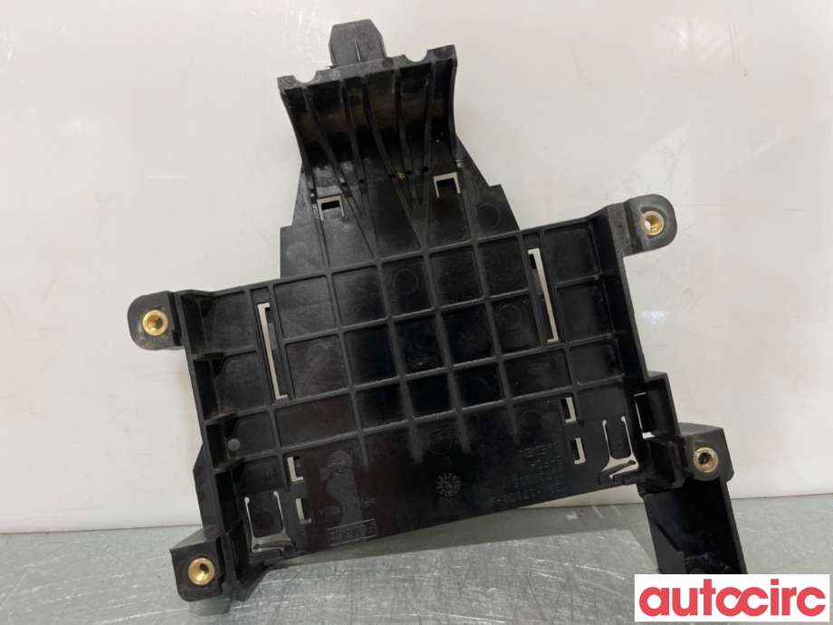 Diverse deler til Volvo XC70, 2008-2013 (Type II, Fase 1)  (VOLVO|30729835)