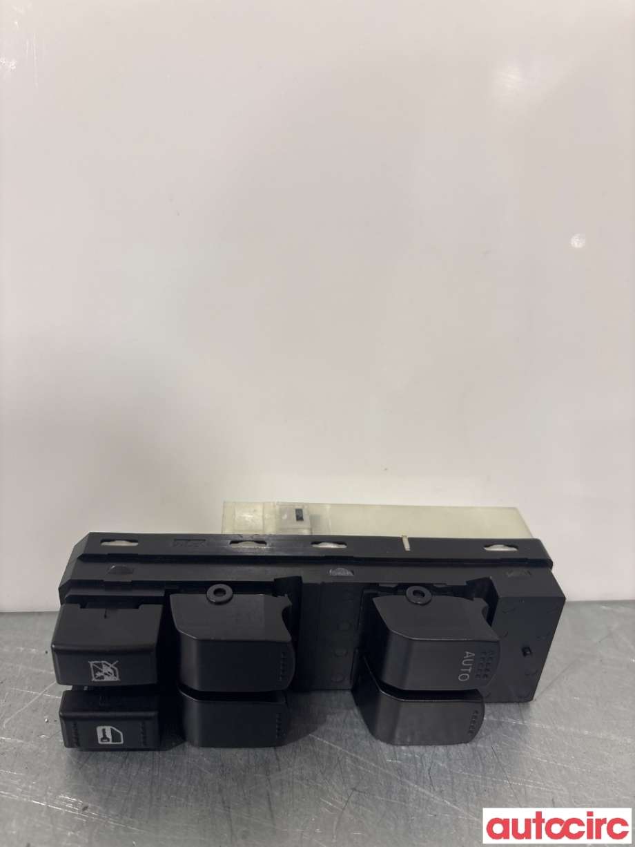 Bryter ruteheis til Suzuki Swift 2005-2010 (SUZUKI|8482042210||52J502566T)