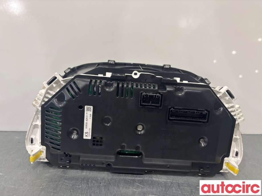 Instrumentpanel til Suzuki Swift 2005-2010 (SUZUKI|83800-42K51|157570-0100)