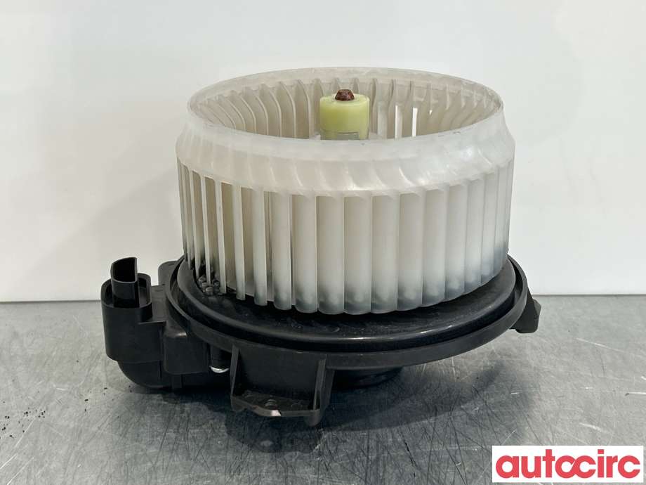 Varmeapparat motor til Toyota Yaris 2014-2020 (Type III, Fase 2) (TOYOTA|871030D220)