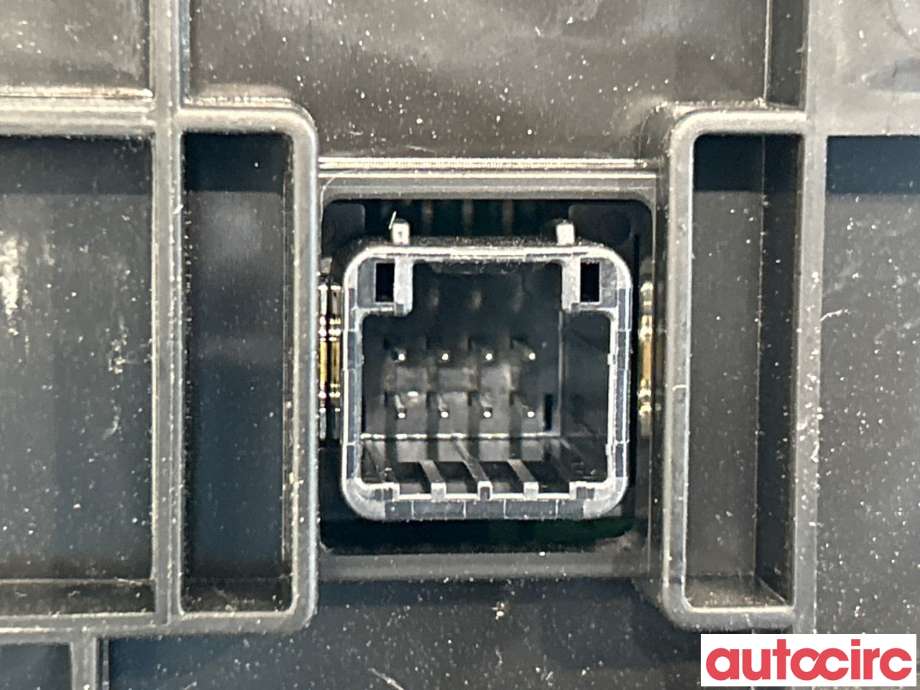 Varmeapparat betjening til Toyota Yaris 2014-2020 (Type III, Fase 2)  (TOYOTA|559000D800C3||55900-0D800)