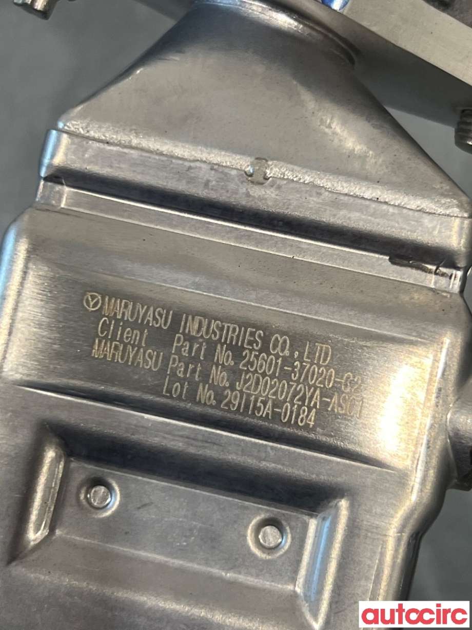 EGR-ventil til Toyota Prius 2016-2023 (Type IV) (combi) (combi) (TOYOTA|2562037140|25601-37020)