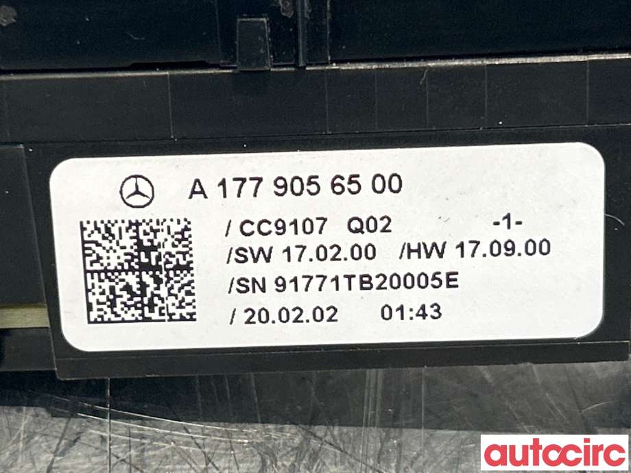 Bryter diverse til Mercedes A-Klasse 2018-->> (W177) (W177) (MERCEDES|A1779056500|)
