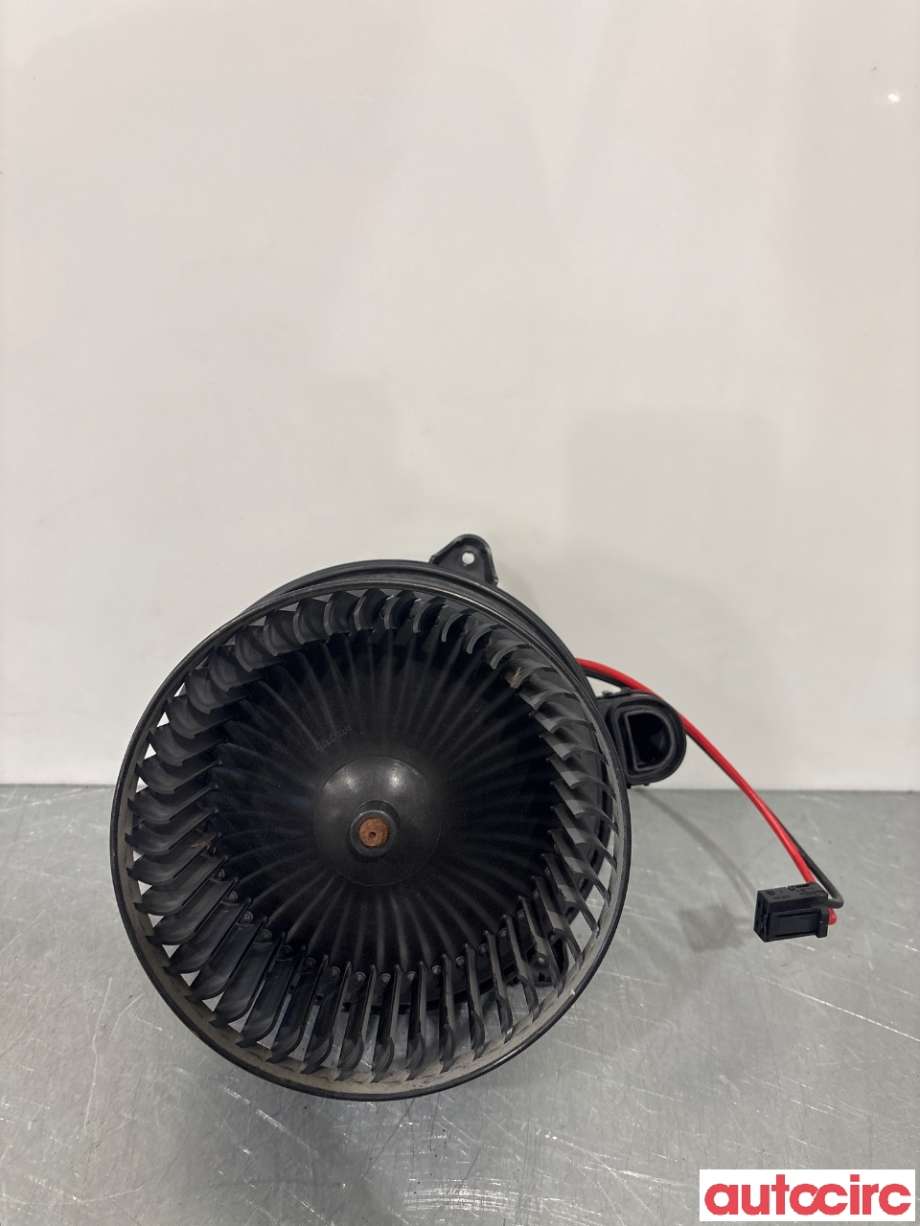 Varmeapparat motor til Mercedes A-Klasse 2018-->> (W177) (W177) (MERCEDES|A2478308400|)
