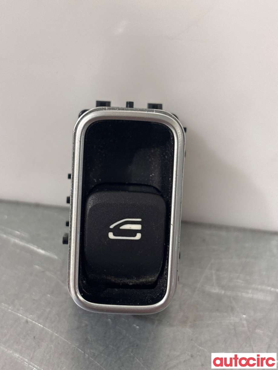 Bryter ruteheis til Mercedes A-Klasse, 2018-->> (W177) (W177) (MERCEDES|A1679050201)
