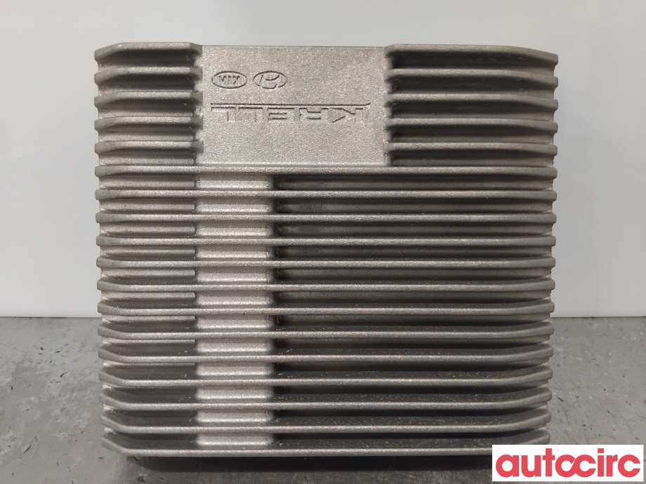 Bilstereo forsterker til Hyundai Kona, 2017-2021 (Type I, Fase 1) (HYUNDAI|96370K4000)