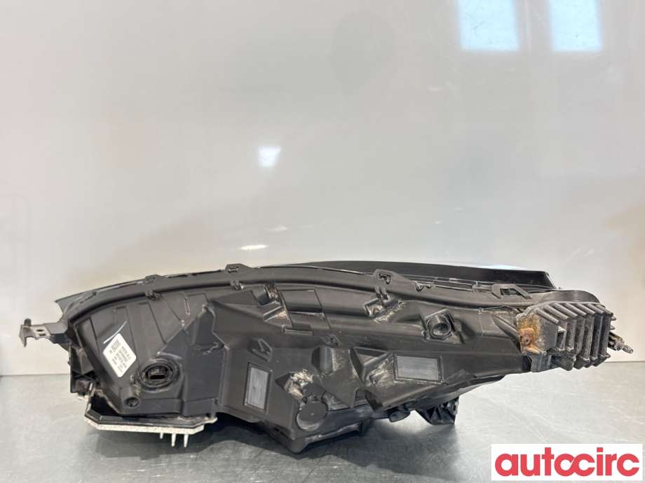 Frontlykt høyre halogen til Tesla Model 3 2018-2023 (Fase 1) (TESLA|1077376-00-C|)