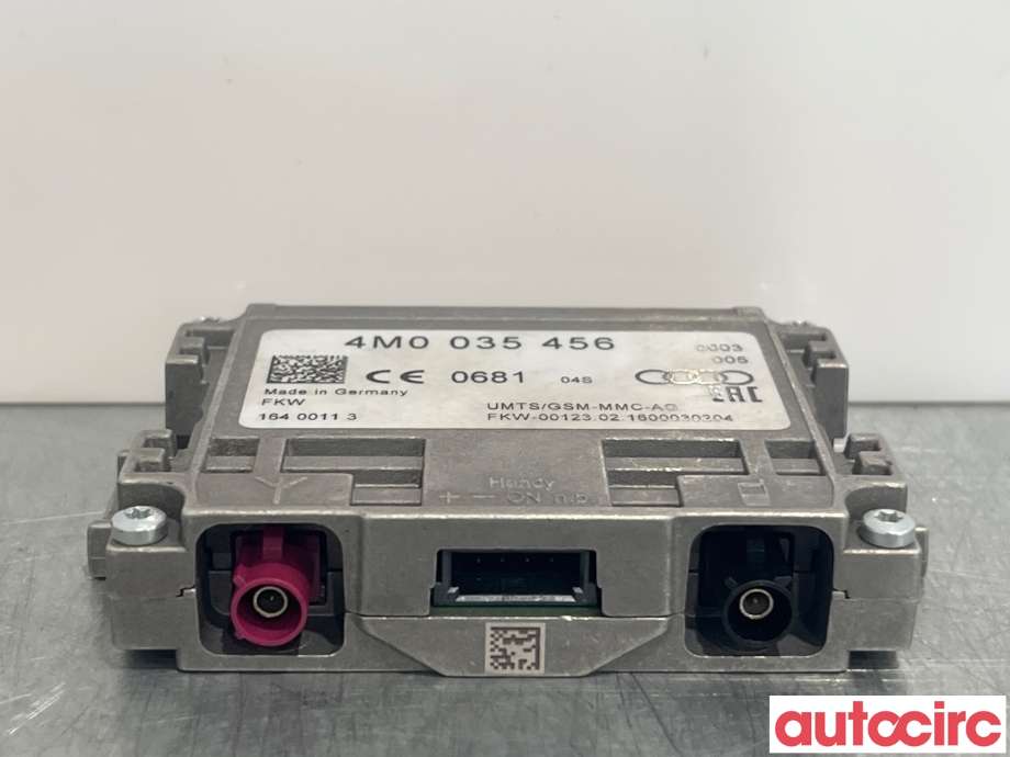 Antenne forsterker til Audi A4 2015-2019 (Type V, Fase 1) (B9) (B9) (AUDI|4M0035456)