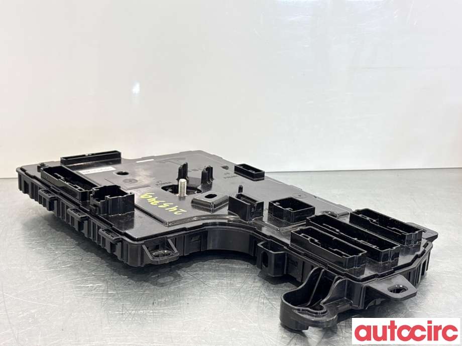 Styreenhet comfort (BCM) til Tesla Model 3 2018-2023 (Fase 1) (TESLA|1078673-00-K|)