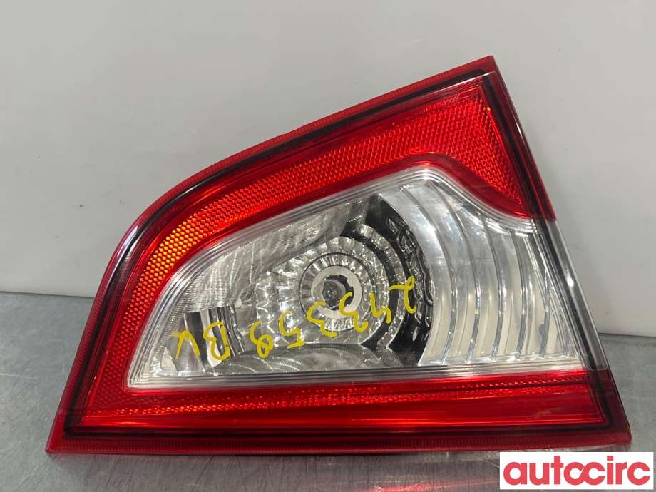 Baklykt venstre indre til Suzuki SX4 S-CROSS 2013-->> (Type II) (SUZUKI|36274-61M00|)