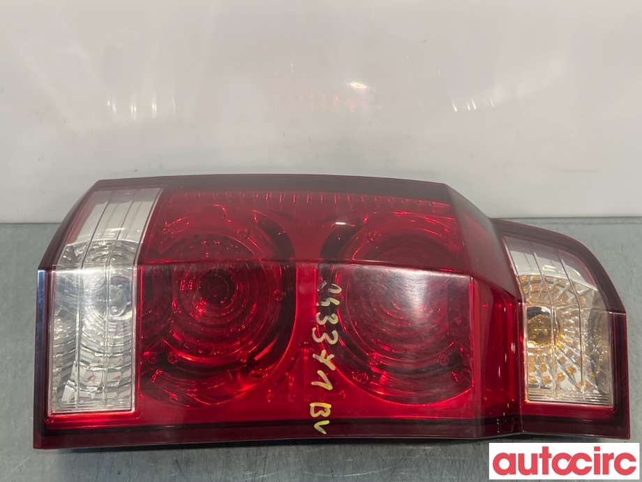 Baklykt venstre til Jeep Commander 2006-2009  (JEEP|55157027AE|)