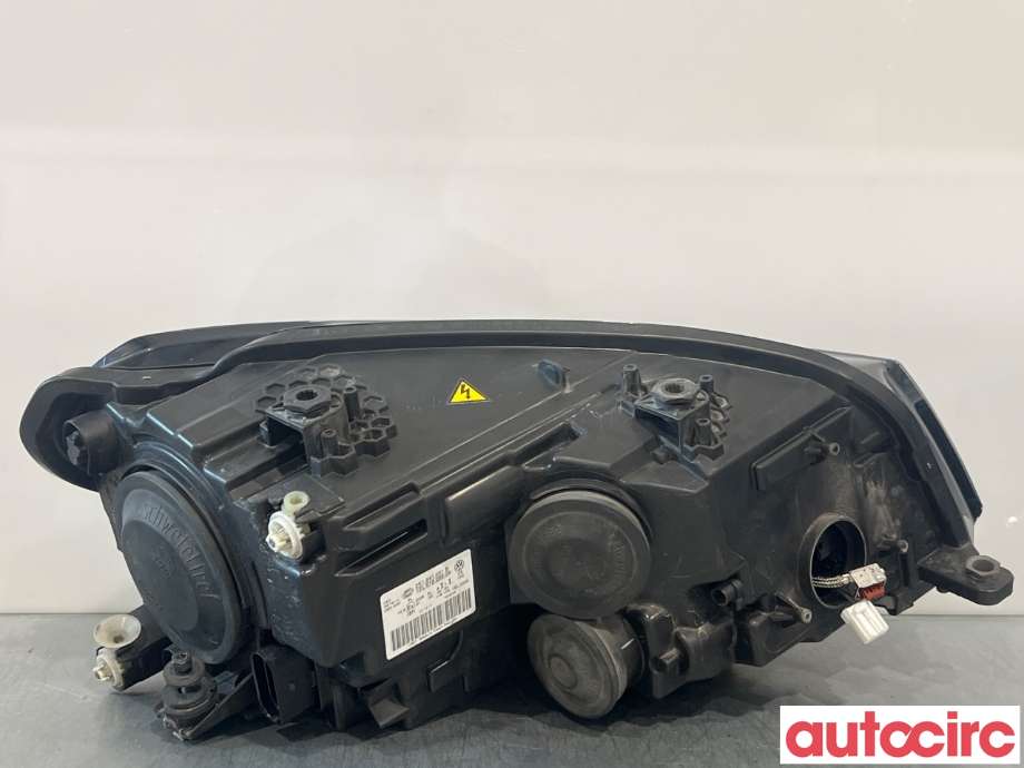 Frontlykt venstre halogen til VW Caddy 2015-2020 (Type III, Fase 3) (VOLKSWAGEN|2K1941039A||2K1941031B)