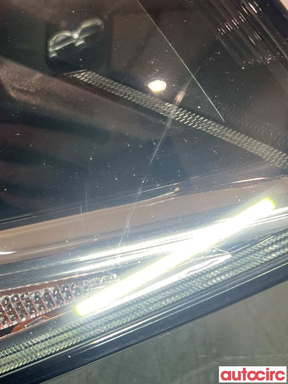 Frontlykt høyre halogen til VW Caddy 2015-2020 (Type III, Fase 3) (VOLKSWAGEN|)