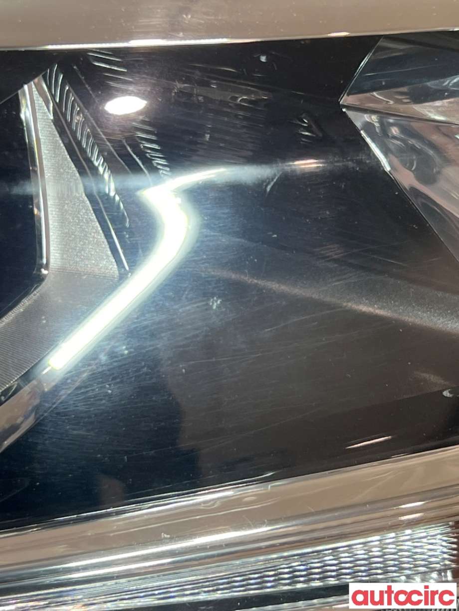 Frontlykt høyre halogen til VW Caddy 2015-2020 (Type III, Fase 3) (VOLKSWAGEN|)