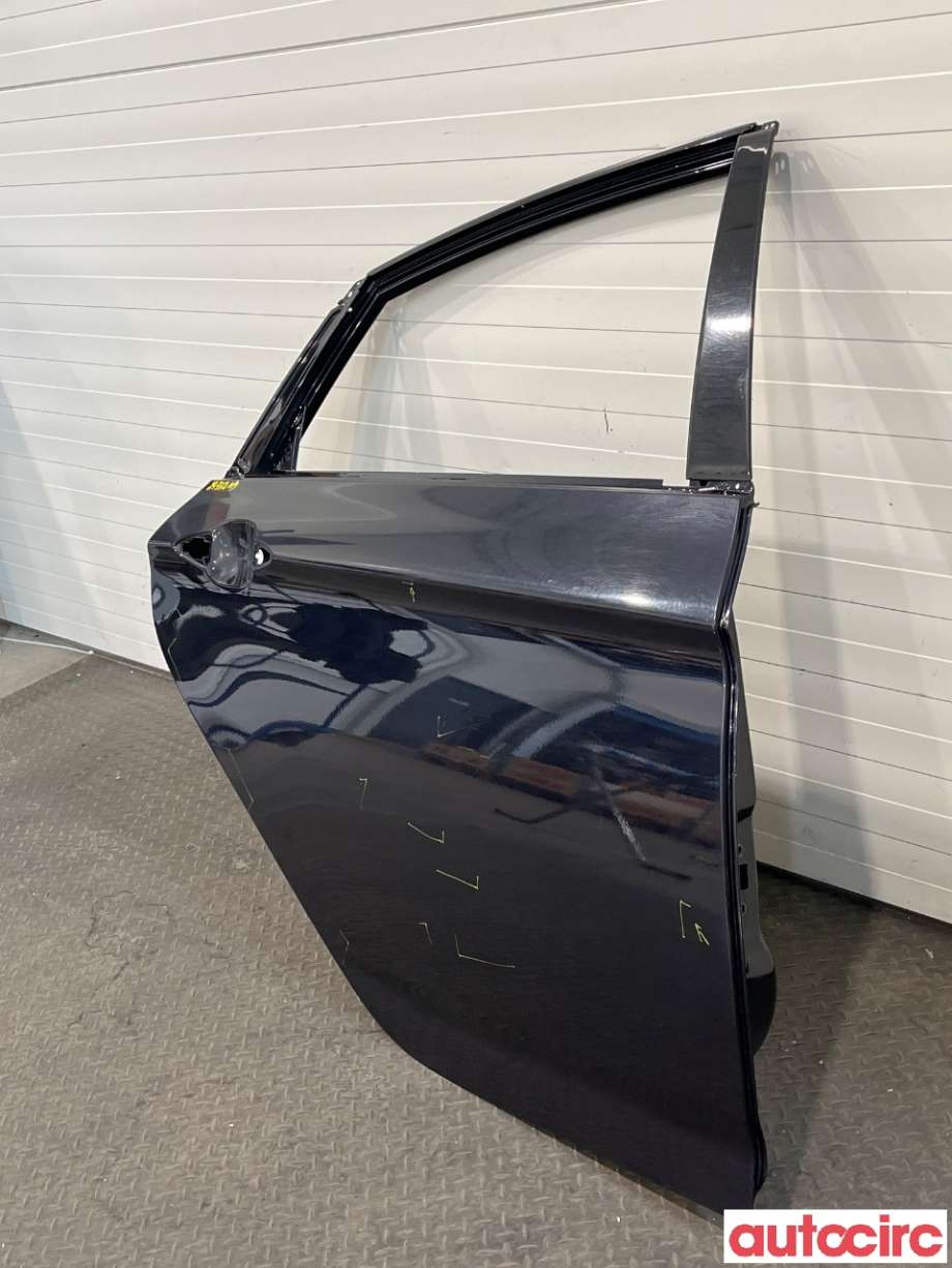 Dør høyre bak til Hyundai i40 2012-2017 (HYUNDAI|770043Z300)
