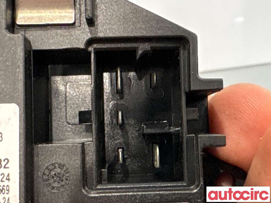 Varmeapparat motstand til Audi A4 2007-2014 (Type IV) (B8) (B8) (AUDI|8K0820521B|F011500024)