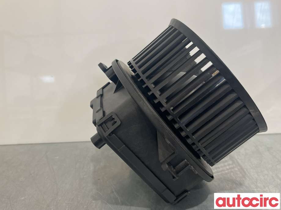 Varmeapparat motor til Audi A4 2015-2019 (Type V, Fase 1) (B9) (B9) (AUDI|4M1820021)