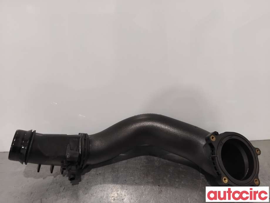Turbo rør til Mercedes E-Klasse 2009-2013 (Fase 1) (W212) (W212) (MERCEDES|A6510901542|)