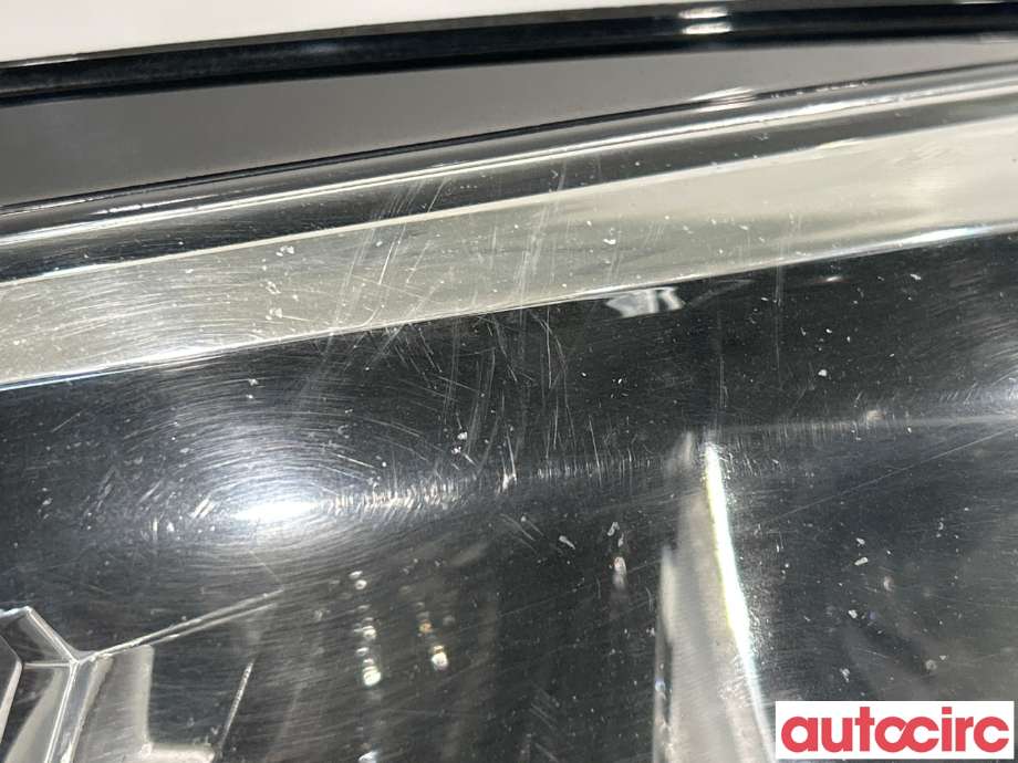 Frontlykt venstre halogen til VW Caddy 2015-2020 (Type III, Fase 3) (VOLKSWAGEN|2K1941039A|2K1941031B)