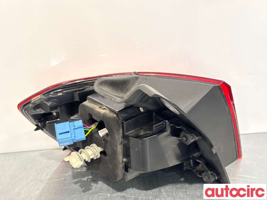 Baklykt høyre til VW Passat 2015-2019 (Fase 1) (B8) (B8) (VOLKSWAGEN|3G9945208J|81440201|3G9945208F)