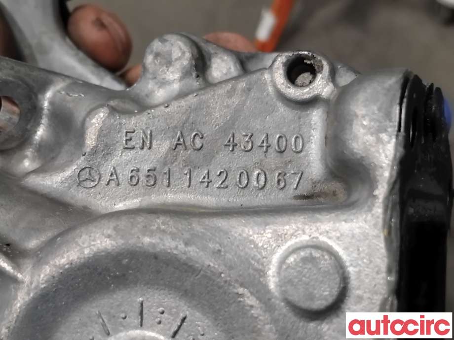 Eksos diverse til Mercedes E-Klasse 2009-2013 (Fase 1) (W212) (W212) (MERCEDES|A6511400502||A6511420067)