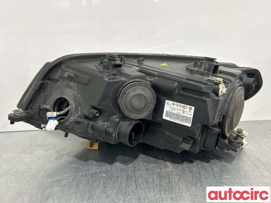 Frontlykt høyre halogen til VW Caddy 2015-2020 (Type III, Fase 3) (VOLKSWAGEN|2K1941040A||2K1941032A)