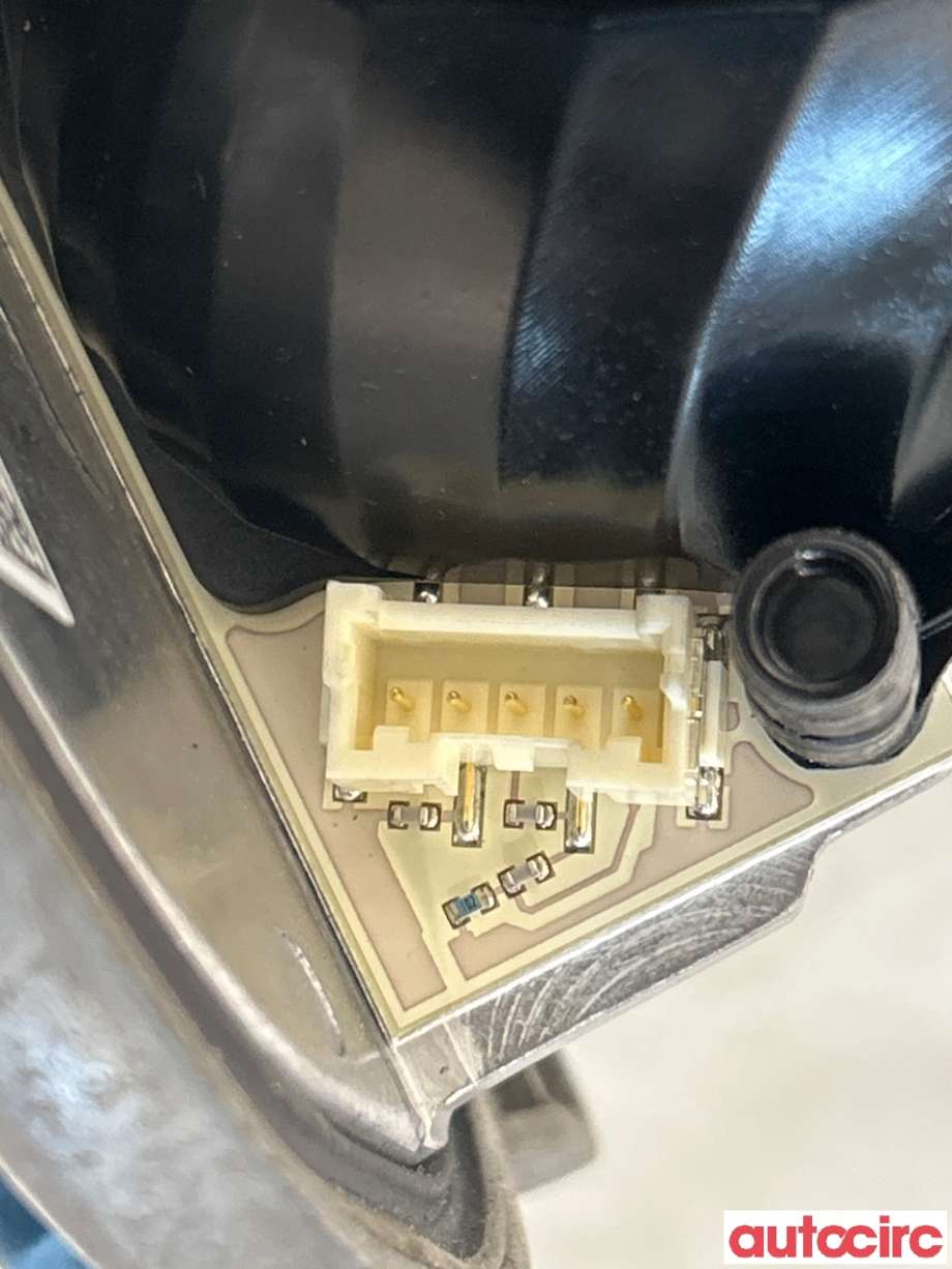 Frontlykter til VW Passat 2015-2019 (Fase 1) (B8) (B8) (VOLKSWAGEN|3G0998477|)