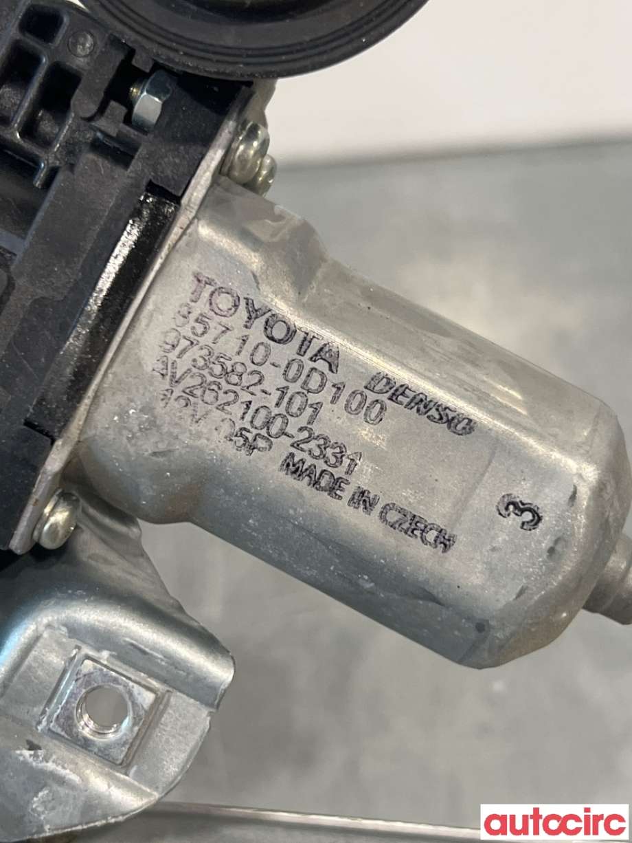 Ruteheis venstre bak til Toyota Yaris 2012-2014 (Type III, Fase 1)  (TOYOTA|698300D220|AV262100-2331|85710-0D100)