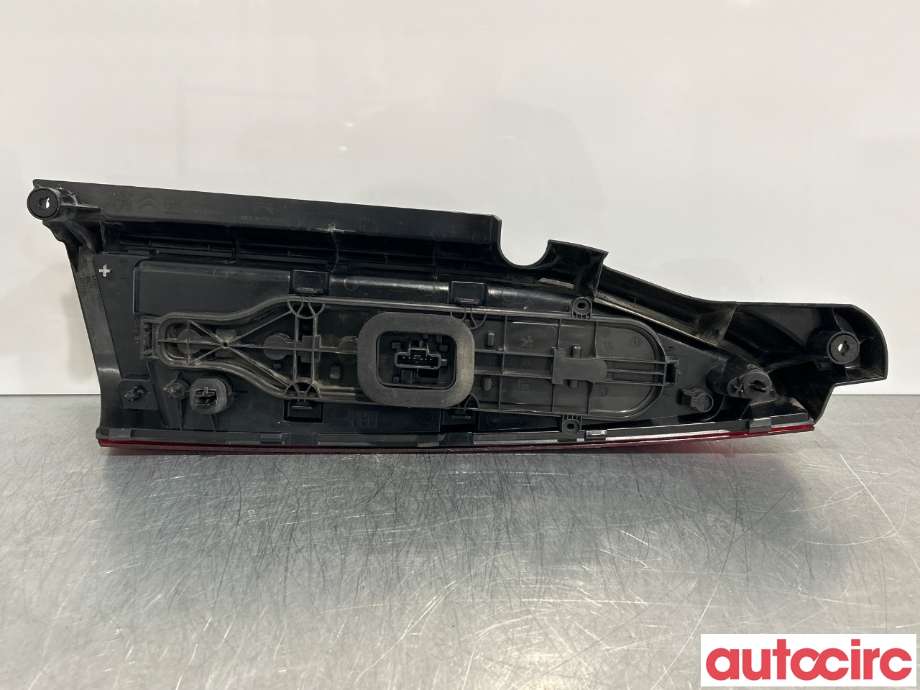 Baklykt venstre til Peugeot Partner 2019-->> (Type III) (PEUGEOT|9819427380|)