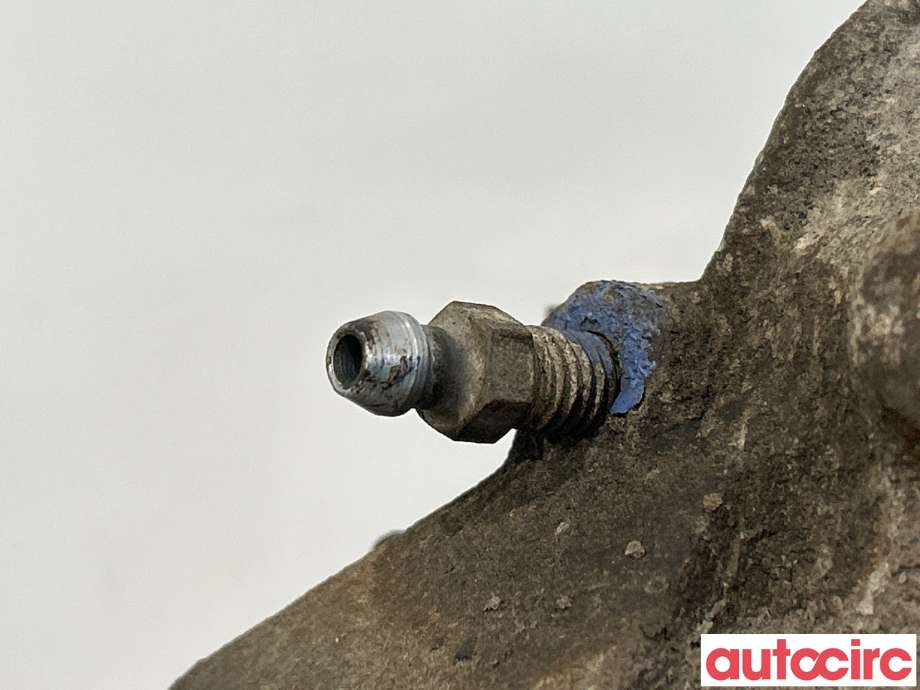 Bremsecaliper høyre foran til Ford Transit Connect 2009-2013 (Type I, Fase 2)  (FORD|5039027|)