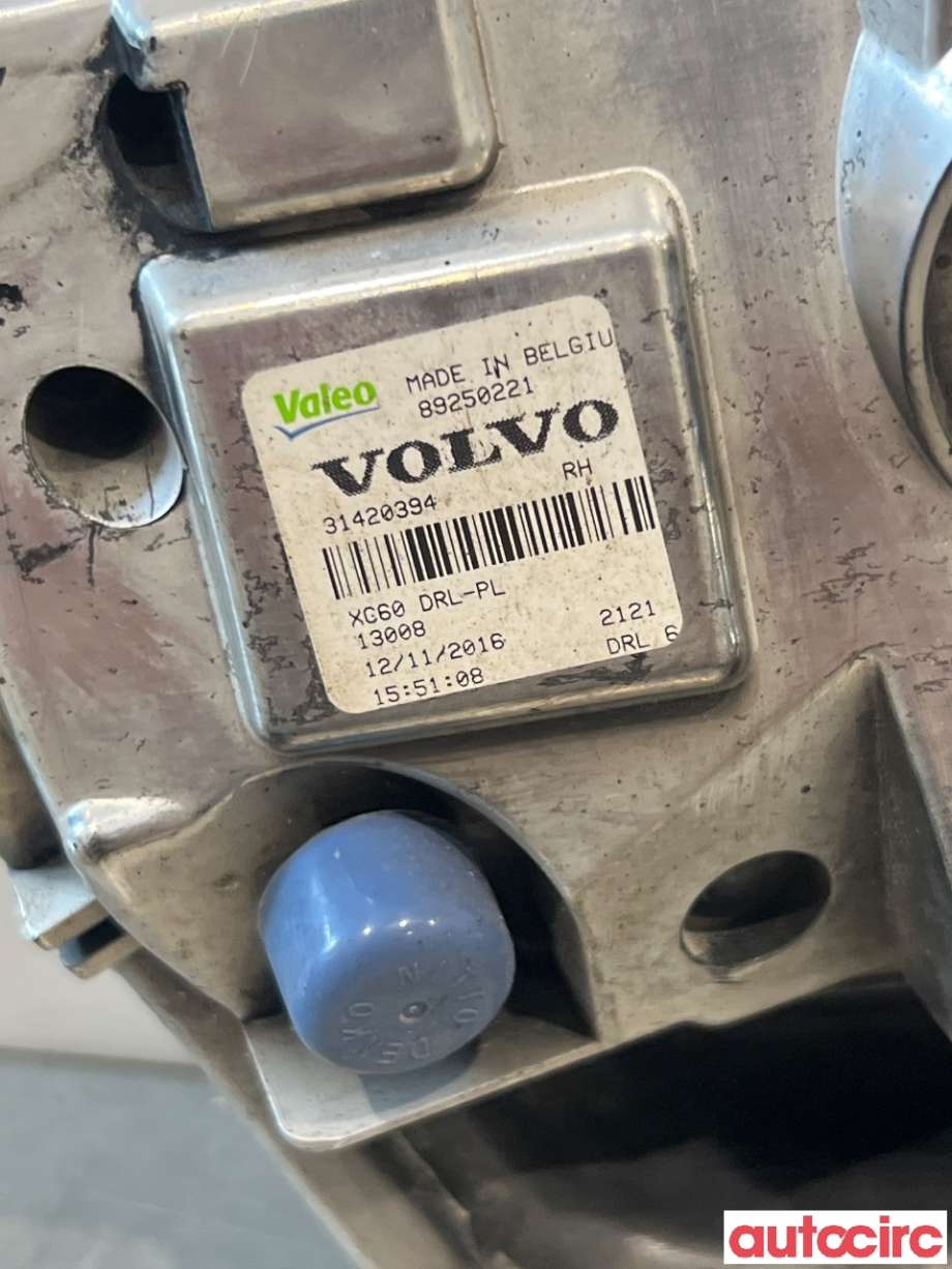 Parklykt høyre til Volvo XC60 2014-2017 (Type I, Fase 2)  (VOLVO|31420394|89250221)