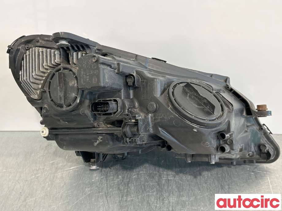 Frontlykt venstre halogen til Mercedes E-Klasse 2009-2013 (Fase 1) (W212) (W212) (MERCEDES|A2128200939|1ZT010800-11|A2128201959)