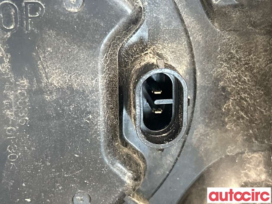 Frontlykt venstre halogen til Toyota RAV4 2013-2015 (Type IV, Fase 1)  (TOYOTA|8117042542|)