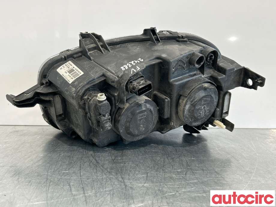Frontlykt venstre halogen til Audi A4 2007-2014 (Type IV) (B8) (B8) (AUDI|8K0941029BH|9820059280|8K0941029)