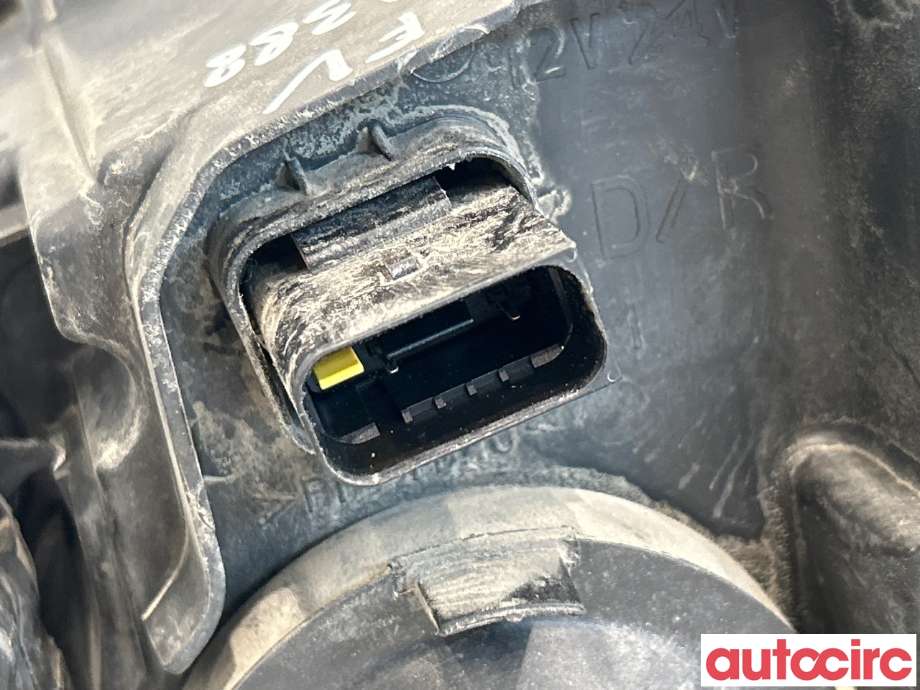 Frontlykt venstre halogen til Audi A4 2007-2014 (Type IV) (B8) (B8) (AUDI|8K0941029BH|9820059280|8K0941029)