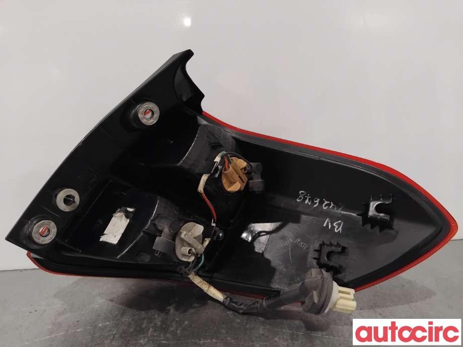 Baklykt venstre til Suzuki Vitara 2015-->> (Type IV)  (SUZUKI|35670-54P00|)