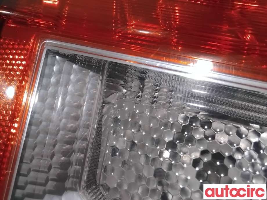 Baklykt venstre indre til Suzuki Vitara 2015-->> (Type IV) (SUZUKI|36274-54P00|)