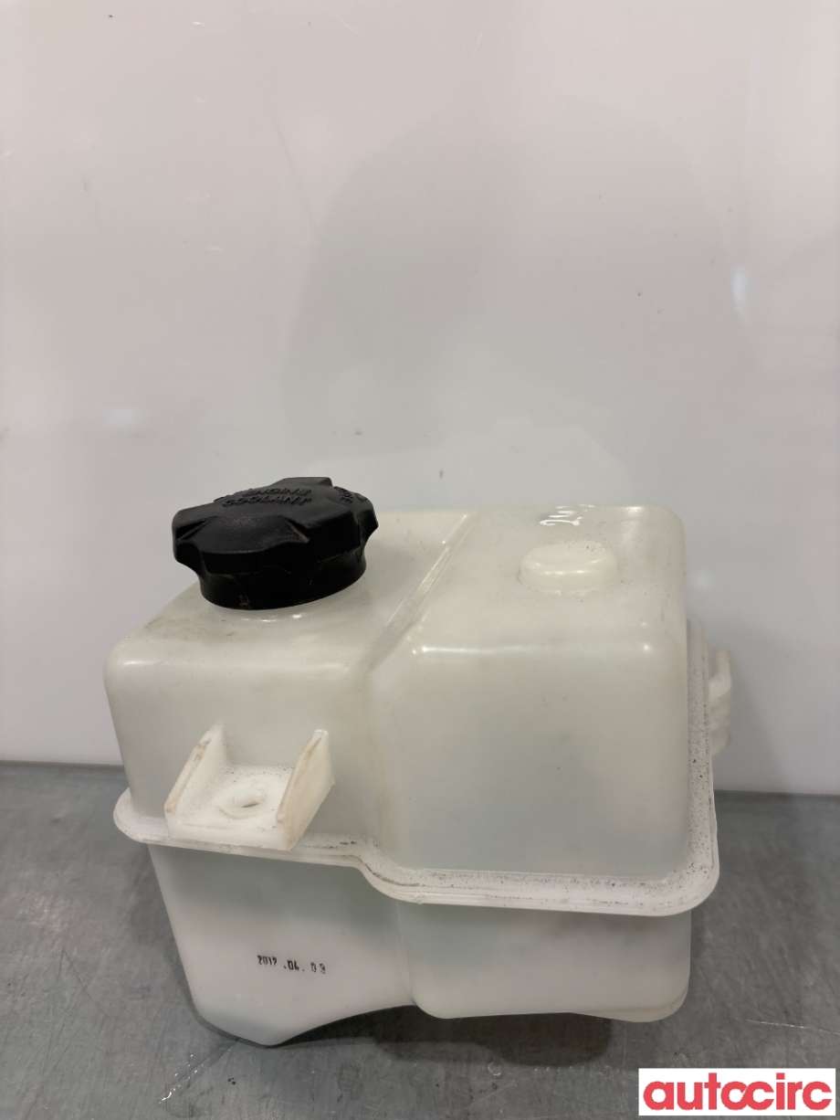 Ekspansjonstank til Hyundai i40, 2012-2017  (HYUNDAI|254303Z100)