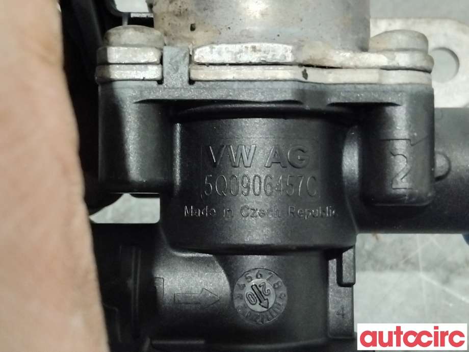 Diverse deler til VW ID.3 2020-->>  (VOLKSWAGEN|5Q0906457C|)