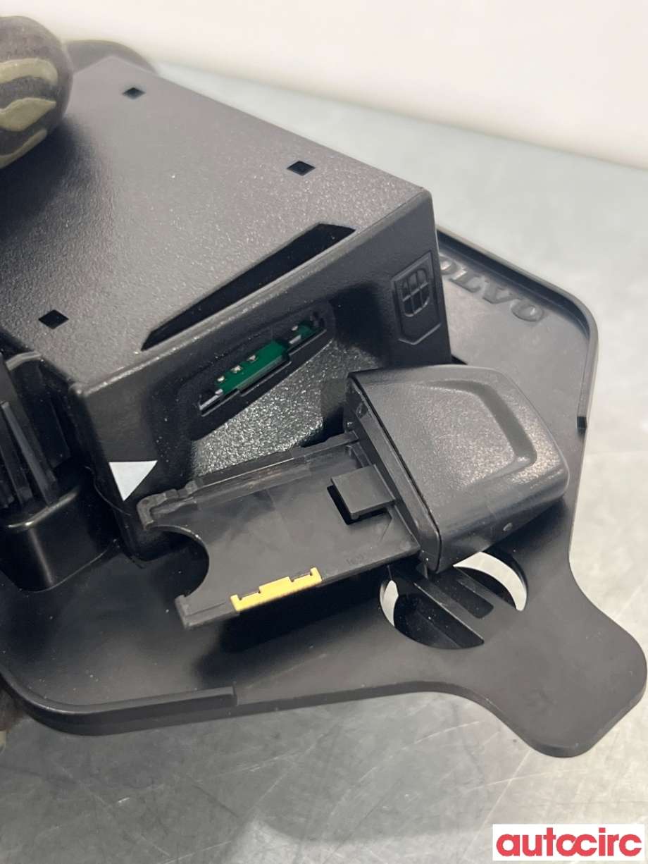 Dashbord telefon til Volvo XC60 2017-->> (Type II)  (VOLVO|32279274||31472308)