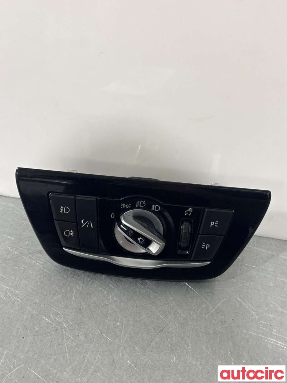 Bryter lys til BMW 5-Serie, 2017-->> (G30/G31) (G30/G31) (BMW|61319472974)