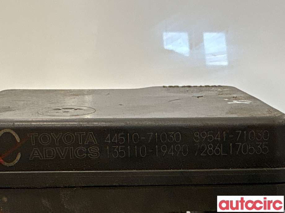 ABS sentral til Toyota Hilux 2006-2011  (TOYOTA|4405071030|135110-19490|44510-71030)