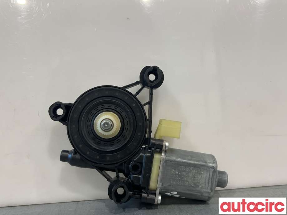 Ruteheis høyre foran til Škoda Octavia 2013-2016 (Type III, Fase 1) (SKODA|5Q0959802B|0130822716)