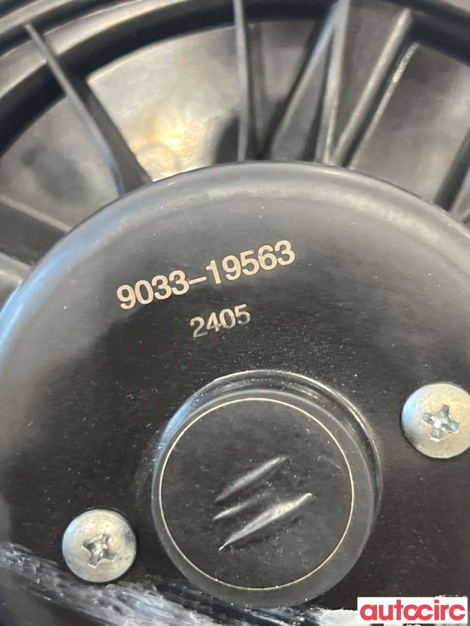 Varmeapparat motor til Škoda Octavia 2013-2016 (Type III, Fase 1) (SKODA|5Q1819021J||9033-19563)