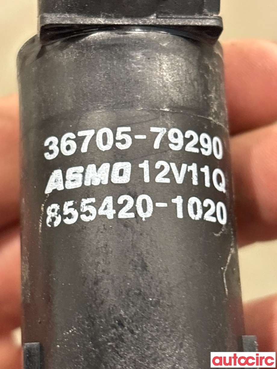 Spylerpumpe til Toyota RAV4 2013-2015 (Type IV, Fase 1)  (TOYOTA|8528047010|)