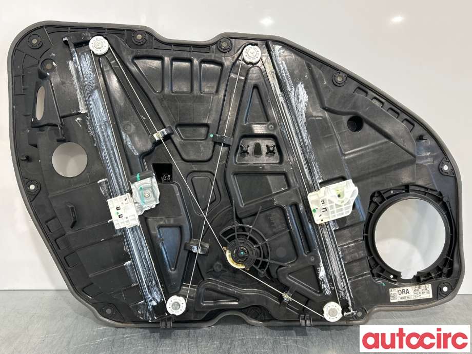 Ruteheis til Kia Optima, 2017-2020  (KIA|82481D4000)