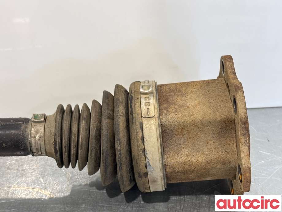 Drivaksel venstre foran til Audi A6, Allroad 2012-2014 (Type III, Fase 1) (C7) (C7) (AUDI|4G0407271F|)