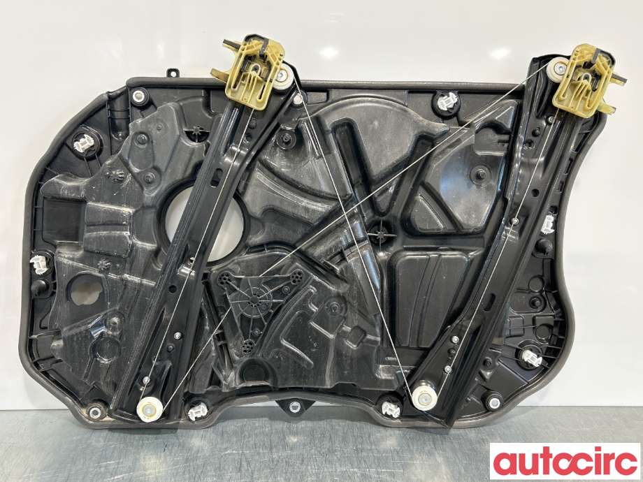 Ruteheis til BMW 5-Serie, 2017-->> (G30/G31) (G30/G31) (BMW|51337487085)